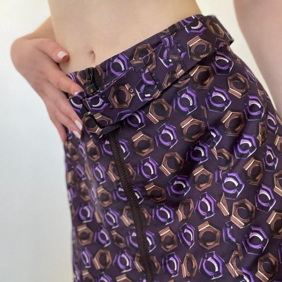 PRADA NYLON MINI SKIRT - Picture 4 of 4